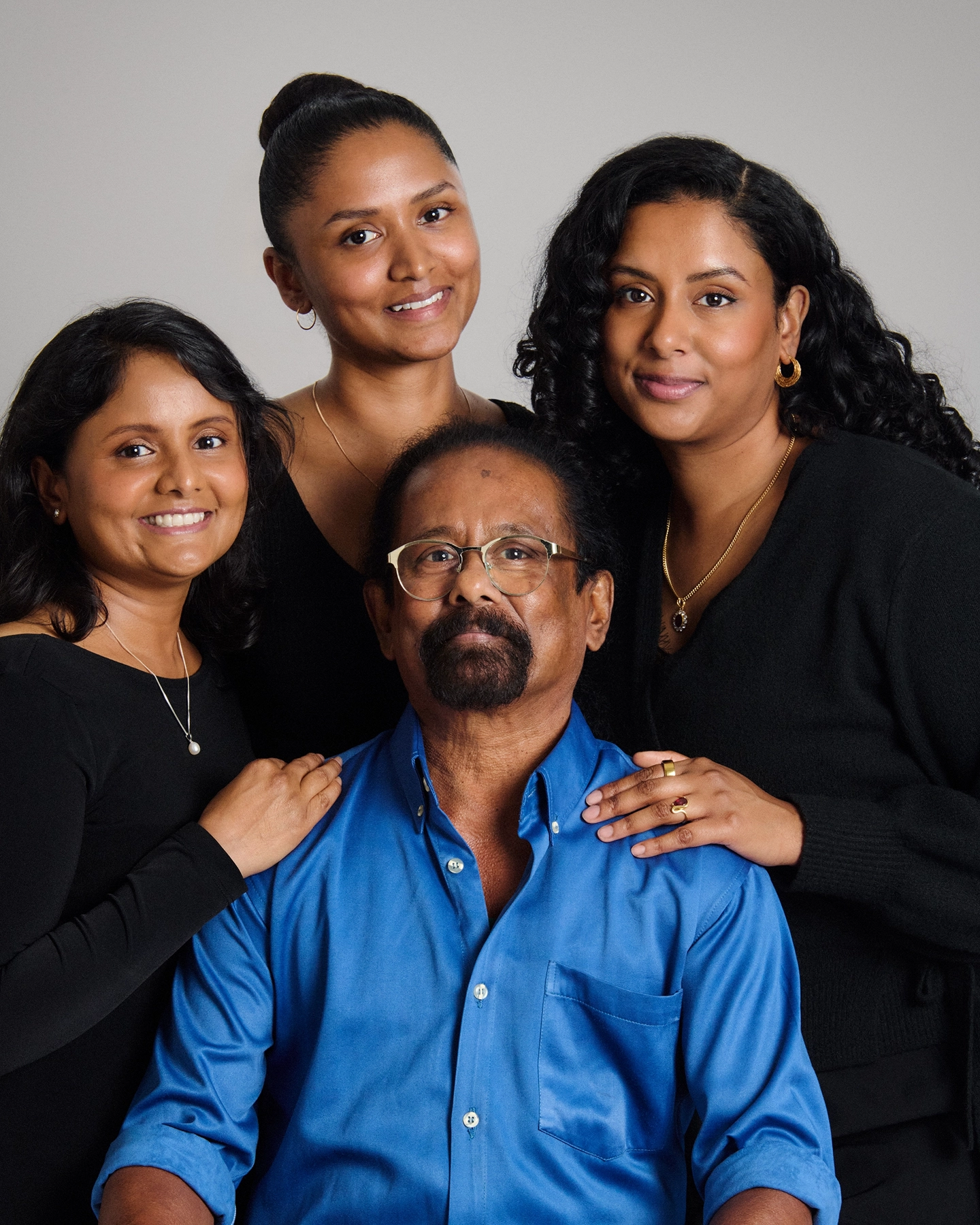 Samarasinghe Family family portrait photography — image 12